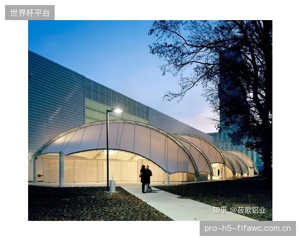 昂贵的可开启屋顶为何屡屡成为“形象工程”？Tensegrity结构或许能提供更经济的解决方案